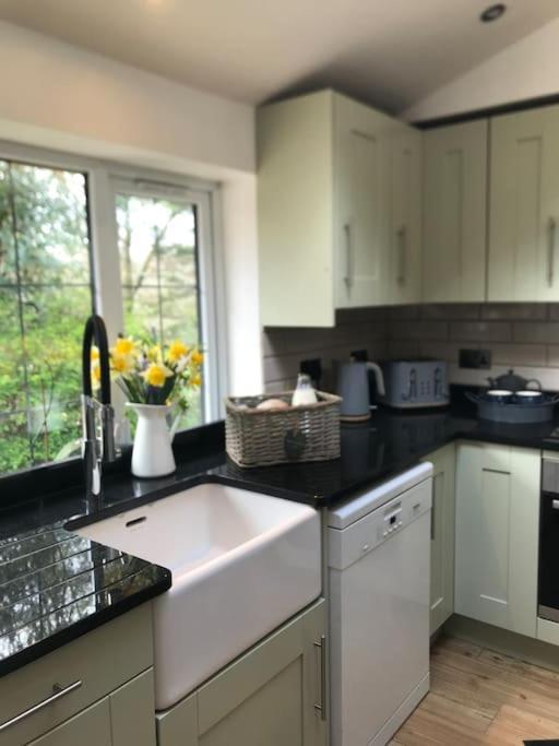 Coombe Edge Cottage Honiton Eksteriør billede